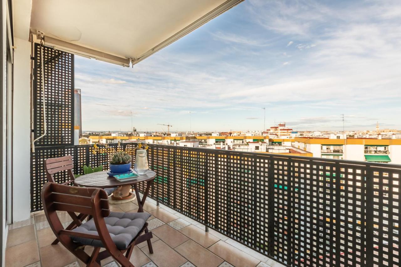 Апартаменты Apartamento Desde El Cielo De Triana Севилья Экстерьер фото